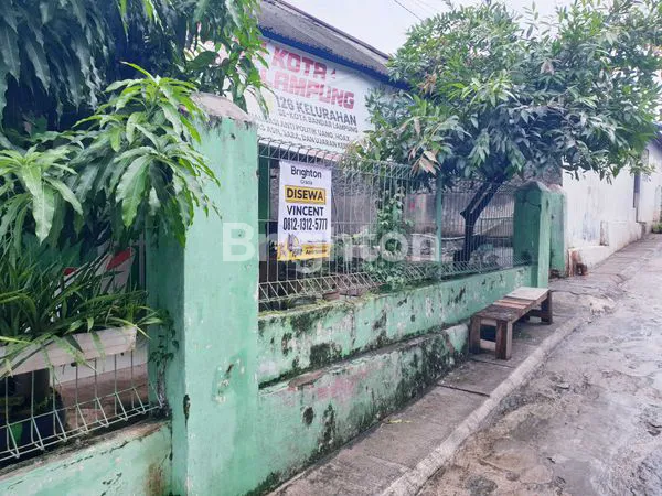 RUMAH DI GG. KACA PIRING, TELUK BETUNG UTARA, BANDAR LAMPUNG, LAMPUNG