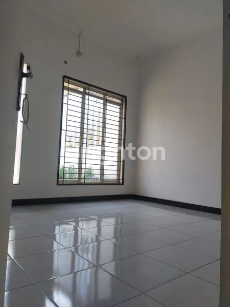 image DI JUAL RUMAH (2)