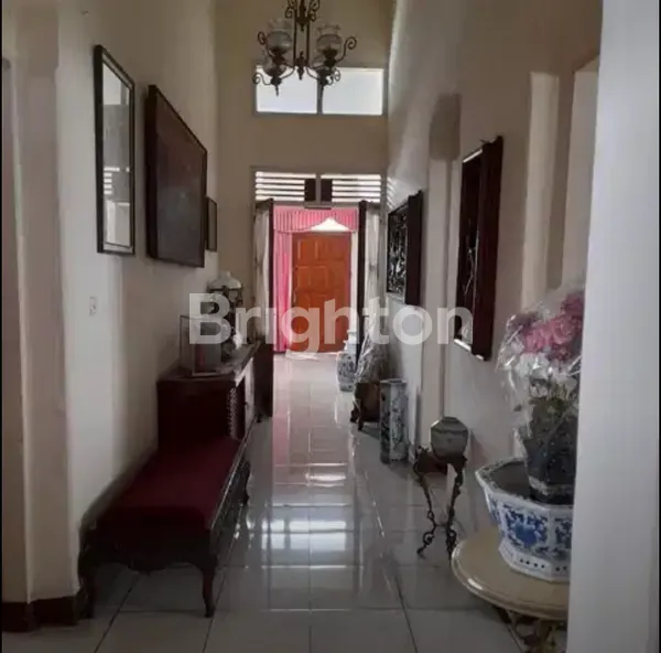 image RUMAH BESAR  KLASIK BELANDA  PINGGIR JALAN BESAR TEUKU UMAR (8)
