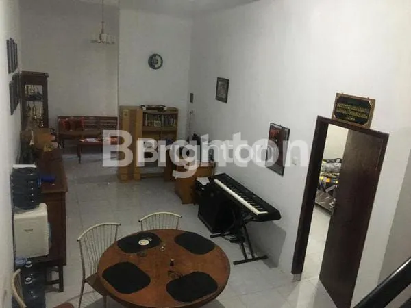 image RUMAH KOST AKTIF 17 KAMAR 2,5 LANTAI RAYA CANDI DEKAT UB, ITN (4)