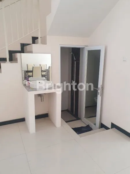 image DIJUAL RUMAH NEW DI SUKOLILO DIAN REGENCY FULL FURNISHED SURABAYA DEKAT PAKUWON CITY MALL / ITS / MULYOSARI (6)