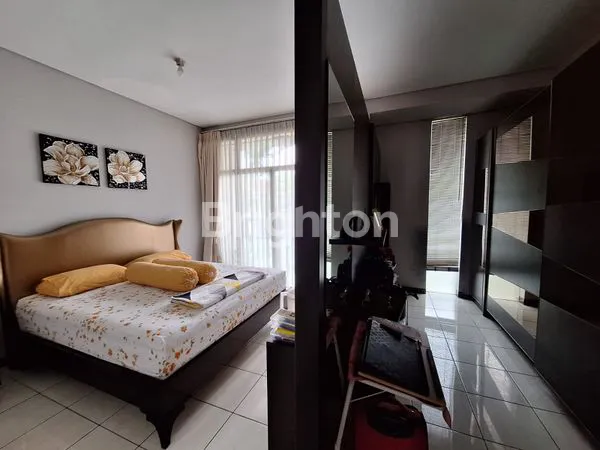 image RUMAH MEWAH FULL FURNISH ASRI SIAP HUNI DI KOTABARU PARAHYANGAN (7)