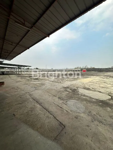 image PABRIK NOL JALAN RAYA PASURUAN DI ZONA INDUSTRI BANGUNAN KOKOH TERAWAT HARGA NEGOTIABLE (2)
