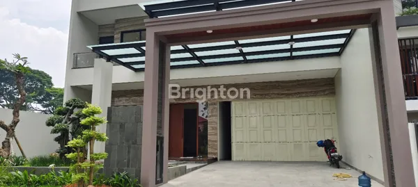 image DIJUAL RUMAH MEWAH GRESS CITRALAND SURABAYA (1)