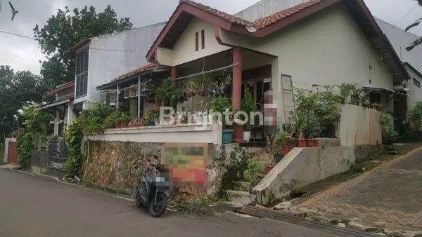 image RUMAH DEKAT KANWIL BPK PUDAK PAYUNG (1)