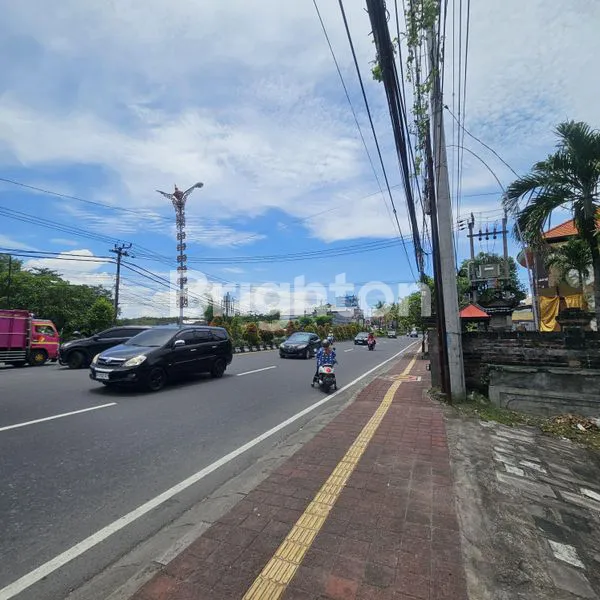 image RUMAH ATAU RUKO LUAS BESAR DAN STRATEGIS DI BY PASS NGURAH RAI (6)
