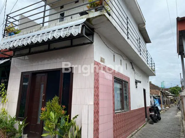 image RUMAH DEKAT KOTA LAMA MALANG (3)