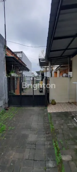 image RUMAH DI SEKARPURO MALANG (8)