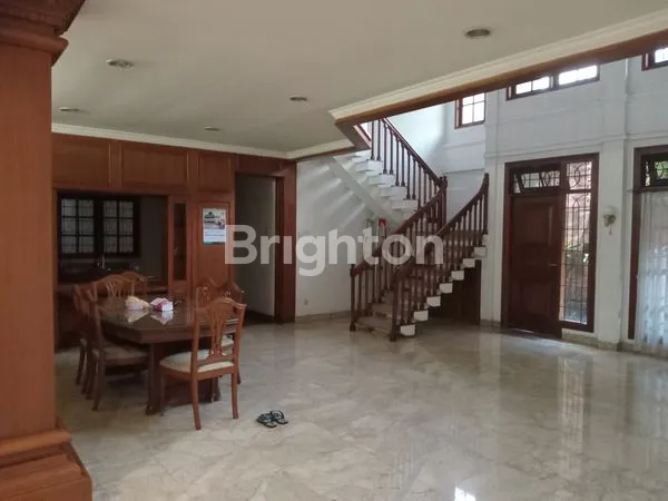 image RUMAH BESAR RAPIH DAN STRATEGIS (3)