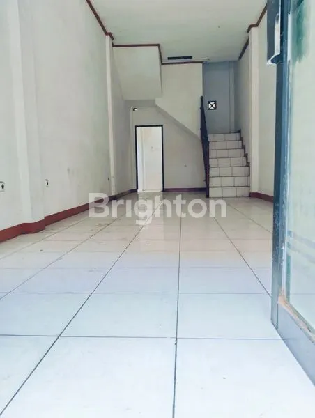 image RUKO GANDENG 3 STRATEGIS DI DEPOK (4)