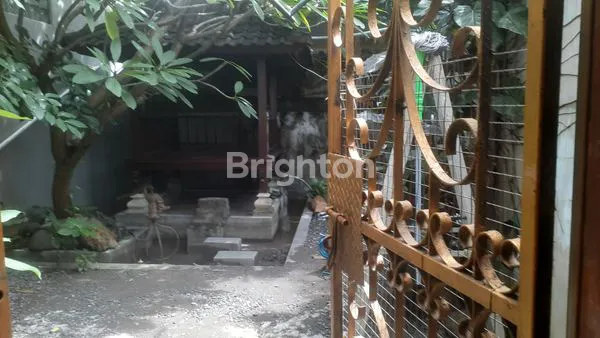 image RUKO STRATEGIS DI JALAN GUNUNG AGUNG DENPASAR BARAT (4)