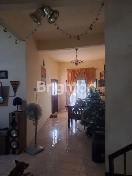 image RUMAH STRATEGIS DI BLOK S (4)