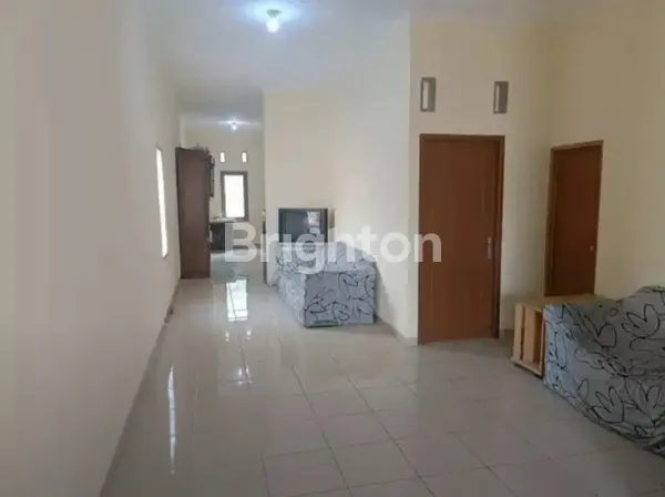 image RUMAH BERBENTUK RUKO 2 LANTAI PONDOK PINANG (2)