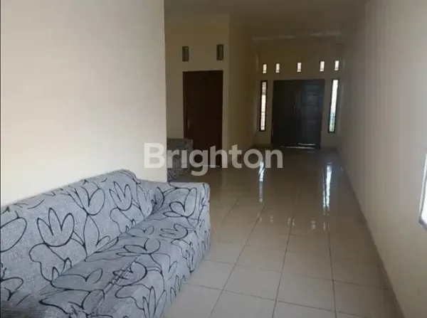 image RUMAH BERBENTUK RUKO 2 LANTAI PONDOK PINANG (3)