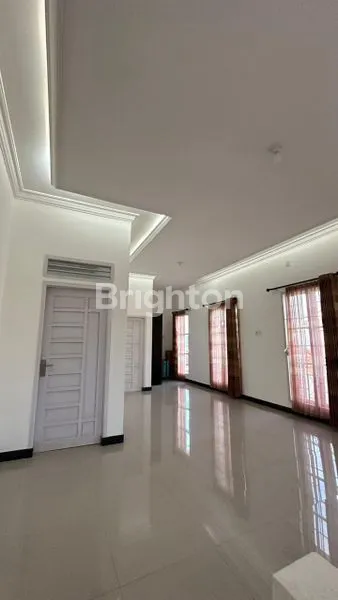 image DISEWAKAN RUMAH CANTIK FULL FURNISHED  (7)