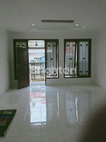 image LOKASI STRATEGIS RADIO DALAM DAN TIDAK BANJIR (2)