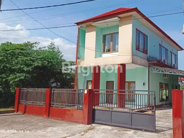 image RUMAH DI PALM HILLS LOKASI STRATEGIS DAN SIAP PAKAI (1)