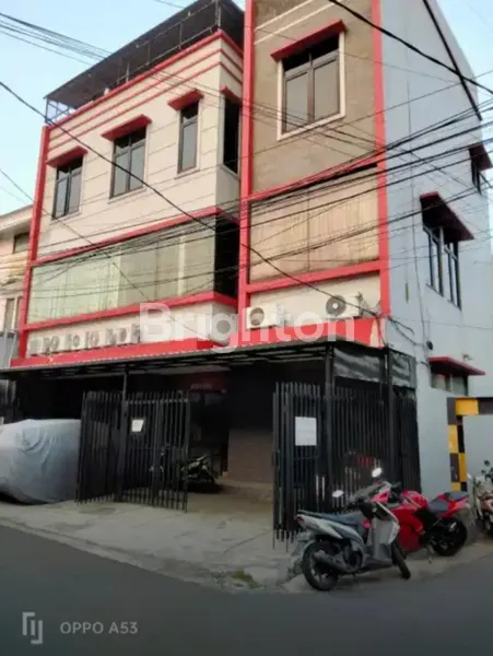 image RUMAH KOSAN STRATEGIS 4 LANTAI SLIPI (1)