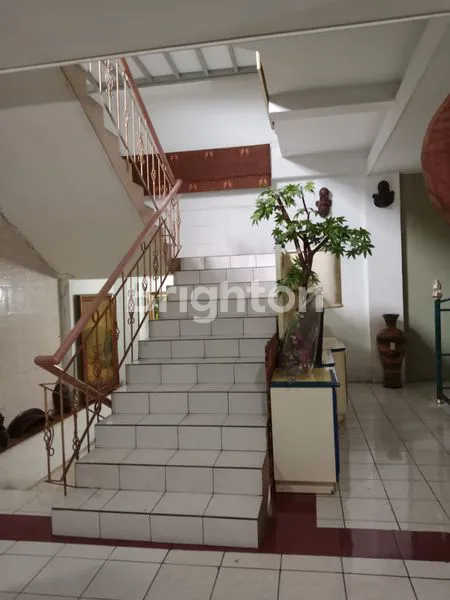 image RUKO 3 LANTAI DI PUSAT KOTA DENPASAR (4)