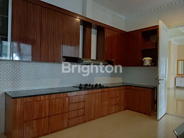 image RUMAH KLASIK MEWAH 2 LANTAI DI  TEBET TIMUR  (5)