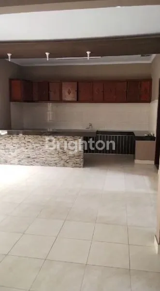 image RUMAH 2 LANTAI MODERN DI PADANGSAMBIAN, DENPASAR BARAT – LOKASI STRATEGIS & NYAMAN! (4)