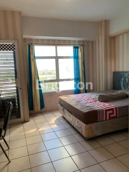 image APARTEMEN STUDIO FULL FURNISHED VIEW POOL DEKAT DENGAN RUNGKUT, RAYA MERR, JEMURSARI, NGINDEN (2)