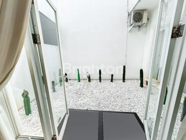 image DIJUAL RUMAH MEWAH SIAP HUNI DI JAGAKARSA (6)