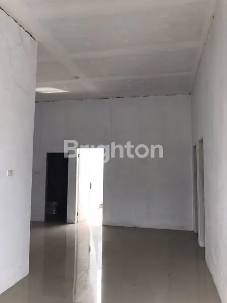 image RUMAH DI PERUMAHAN ROYAL MARELAN (4)