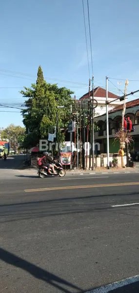 image TANAH BONUS RUKO BESAR PINGGIR JALAN RAYA DENPASAR BARAT (4)