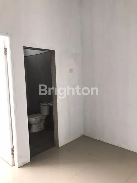 image RUMAH DI PERUMAHAN ROYAL MARELAN (4)