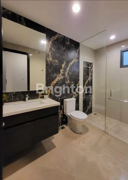 image RUMAH DENGAN PRIVATE POOL DI LANCEWOOD NAVAPARK (6)