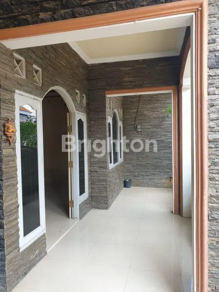 image RUMAH HOOK 2 LANTAI SIAP HUNI DI PERUMAHAN PONDOK TIMUR INDAH MUSTIKASARI - MUSTIKA JAYA KOTA BEKASI (3)