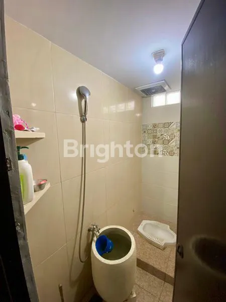 image RUMAH BEKASI DI PINGGIR JALAN (8)