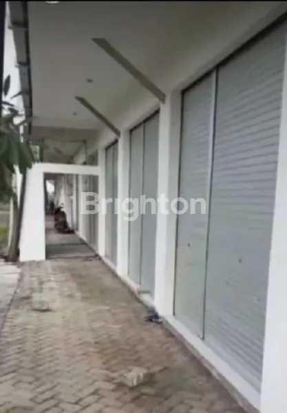 STAND DISEWAKAN MENGANTI