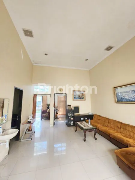 image RUMAH TERAWAT DI CLUSTER EKSKLUSIF ARAYA MALANG (3)