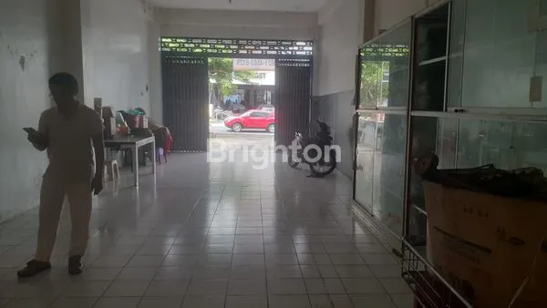 image RUKO DI LOKASI JALAN UTAMA KAWASAN RAMAI COCOK BUAT KANTOR DAN BISNIS (8)