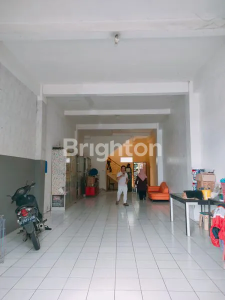 image RUKO DI LOKASI JALAN UTAMA KAWASAN RAMAI COCOK BUAT KANTOR DAN BISNIS (6)