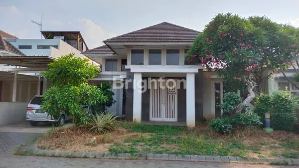 DI JUAL DAN DI SEWAKAN RUMAH MEWAH PERUMAHAN MILENIUM KOTA PASURUAN JAWA TIMUR