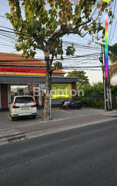 image RUKO BERLOKASI PREMIUM DAN STRATEGIS DI JALAN UTAMA BATUBELIG  (1)