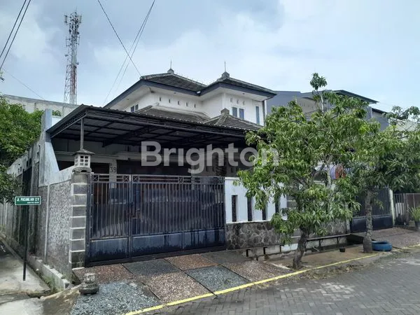 image RUMAH 2 LANTAI SIAP HUNI (2)