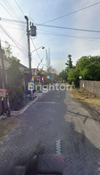 image RUMAH 2 LANTAI SIAP HUNI (4)