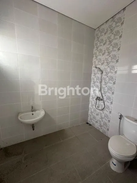 image *RUMAH CLUSTER 2 LANTAI PERUMAHAN PERMATA PARKVIEW DI KARTASURA* (2)