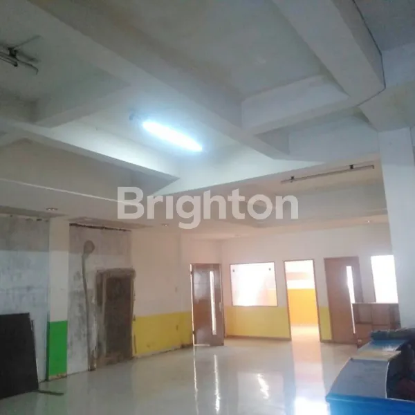 image RUKO JLN.ADI SUCIPTO SEDERET OFLAHERTIS (3)