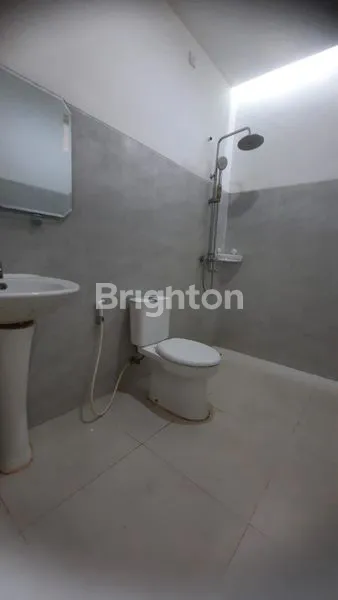 image RUMAH 2 LANTAI COCOK UNTUK KANTOR DI DALAM.PERUMAHAN ELIT BALIKPAPAN BARU (5)