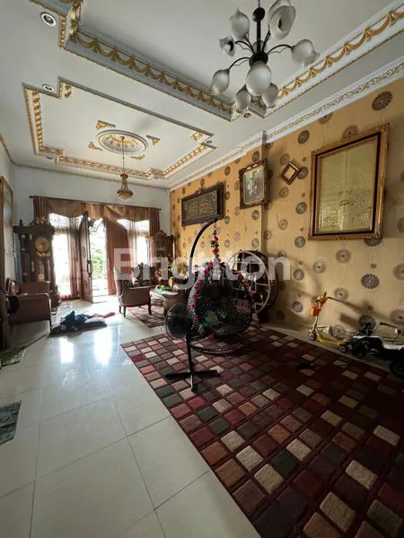 image DIJUAL RUKO 3 LANTAI LOKASI RAMAI  (1)