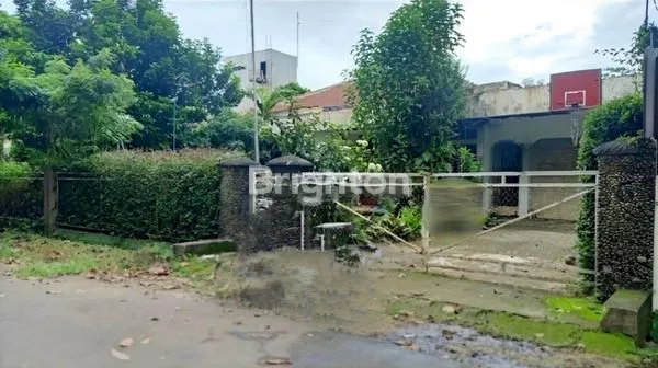 image TANAH LUAS BONUS RUMAH DI LOKASI PREMIUM PAJAJARAN BOGOR (5)