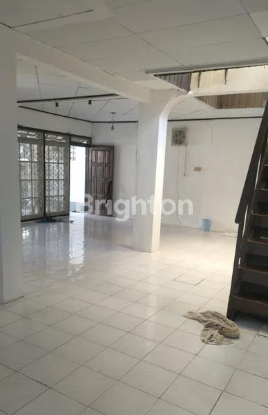 image SPECIAL PRICE RUMAH HITUNG TANAH SIAP HUNI DARMO PERMAI UTARA  (4)