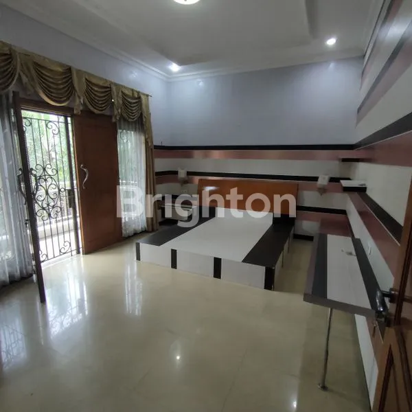 image JUAL CEPAT RUMAH DI HOOK DEKAT GREEN LAKE (6)