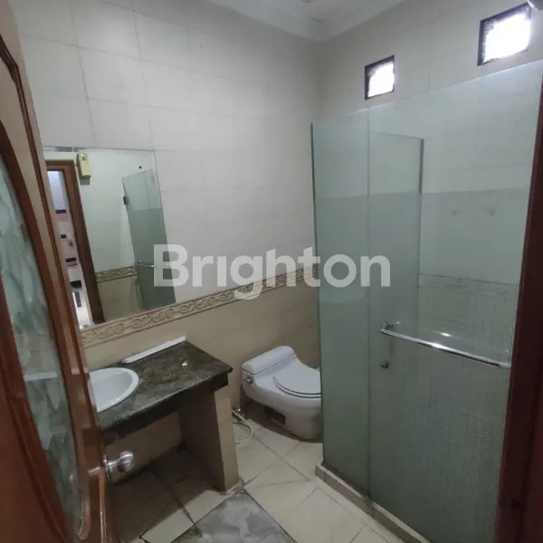 image JUAL CEPAT RUMAH DI HOOK DEKAT GREEN LAKE (7)