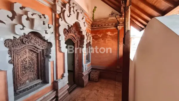 image RUMAH STRATEGIS DI DENPASAR KAMAR TIDUR 6 LUAS TANAH 2,5ARE (7)